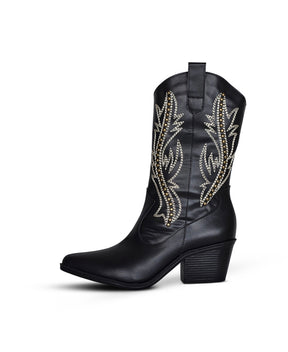 Bota western preta com bordado em strass – atitude e brilho em cada passo