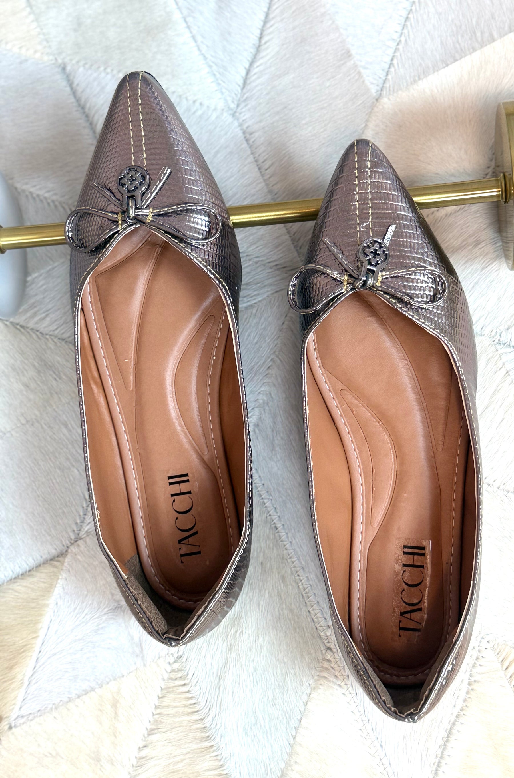 SAPATILHA BRONZE METALIZADA / BICO FINO