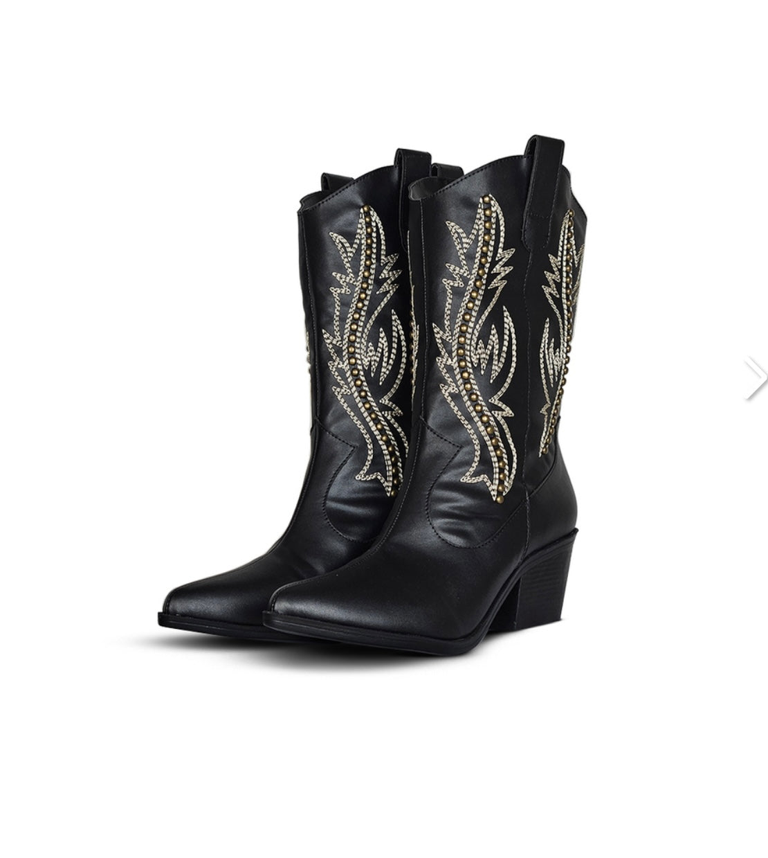 Bota western preta com bordado em strass – atitude e brilho em cada passo